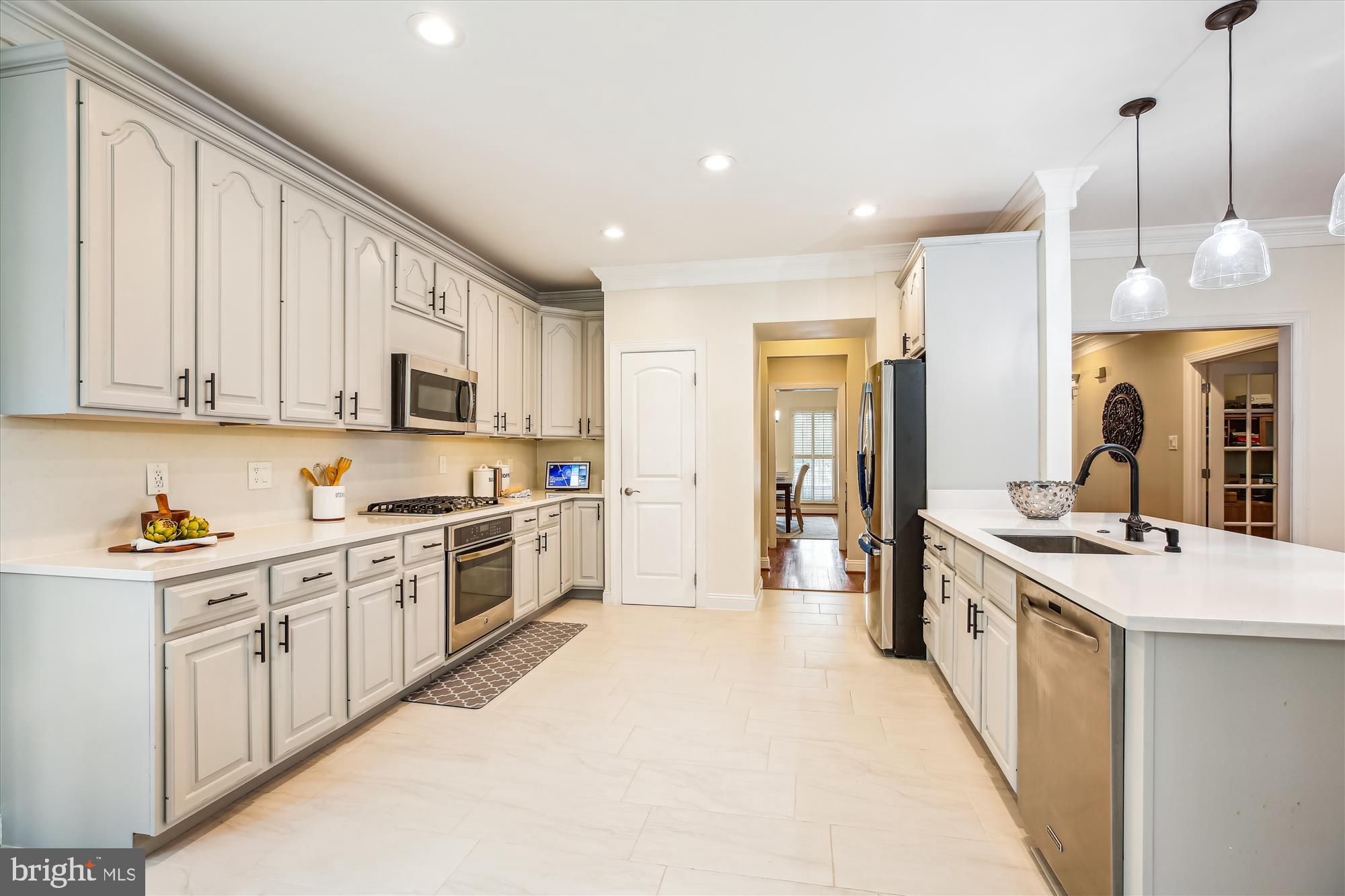 KENTLANDS - Residential