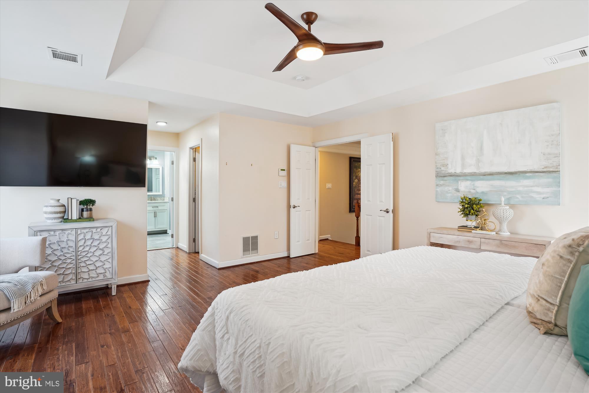 KENTLANDS - Residential