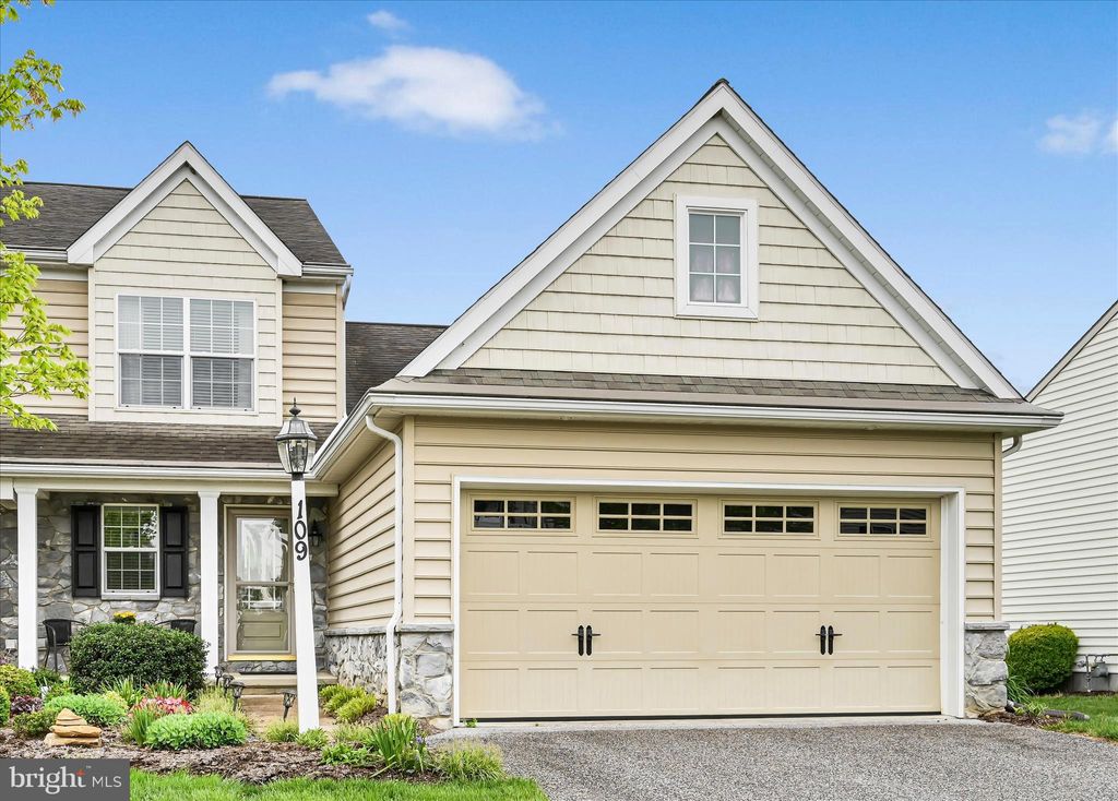 Photo of 109 Waypoint Drive, LANCASTER, PA 17603 (MLS # PALA2083570)