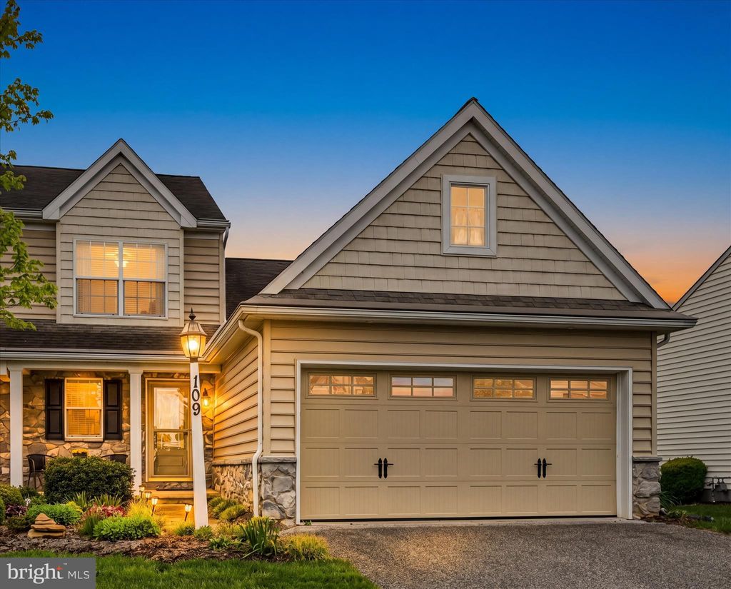 Photo of 109 Waypoint Drive, LANCASTER, PA 17603 (MLS # PALA2083570)