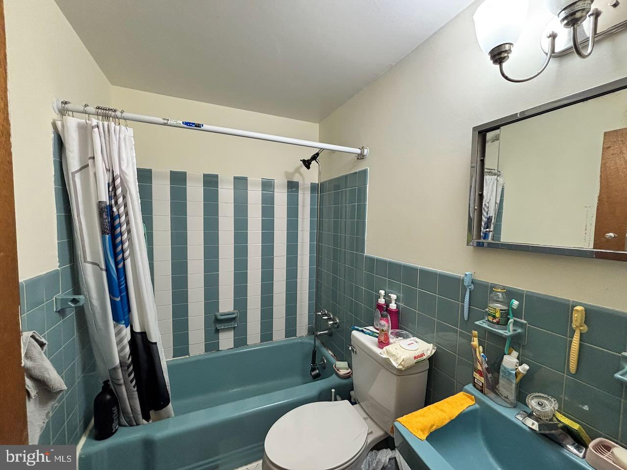 SOMERTON - Residential