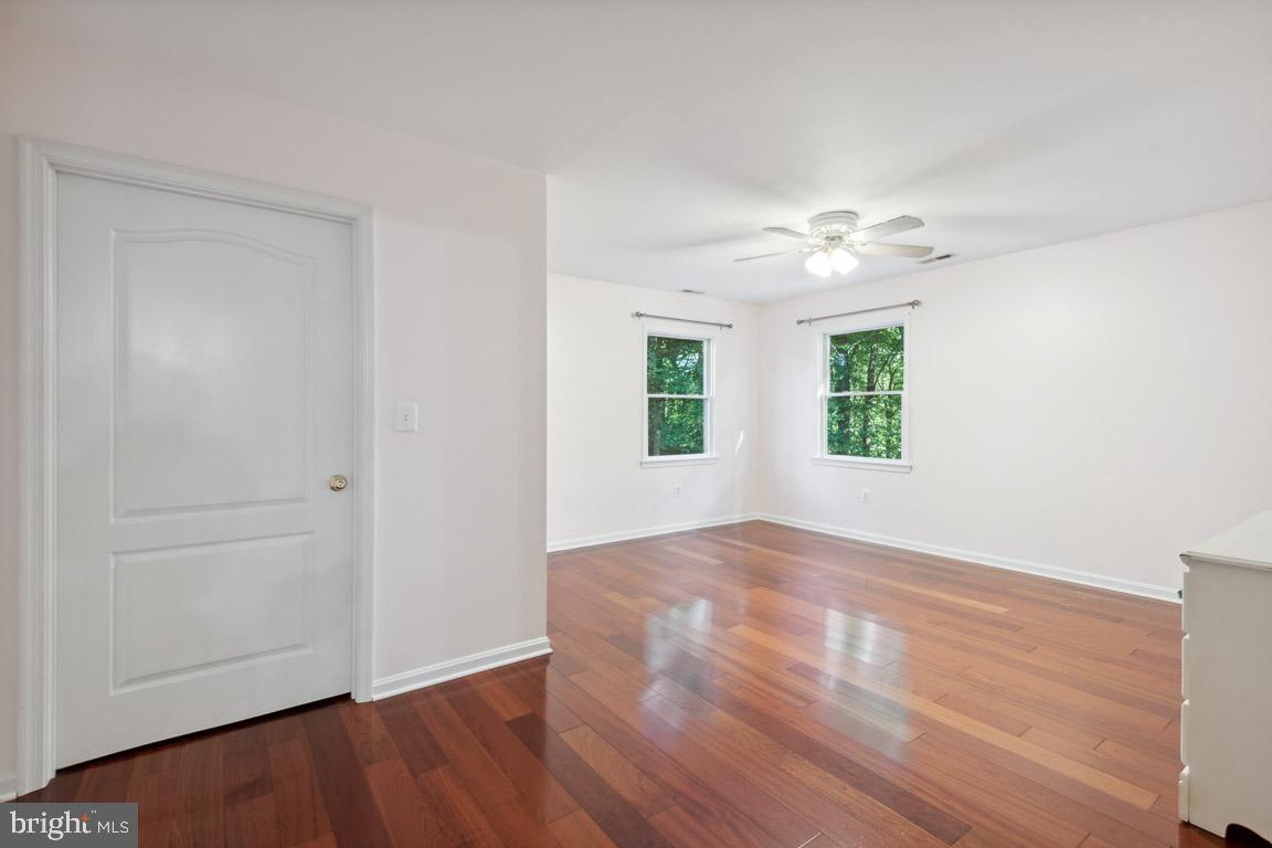 GREEN MEADOWS - Residential