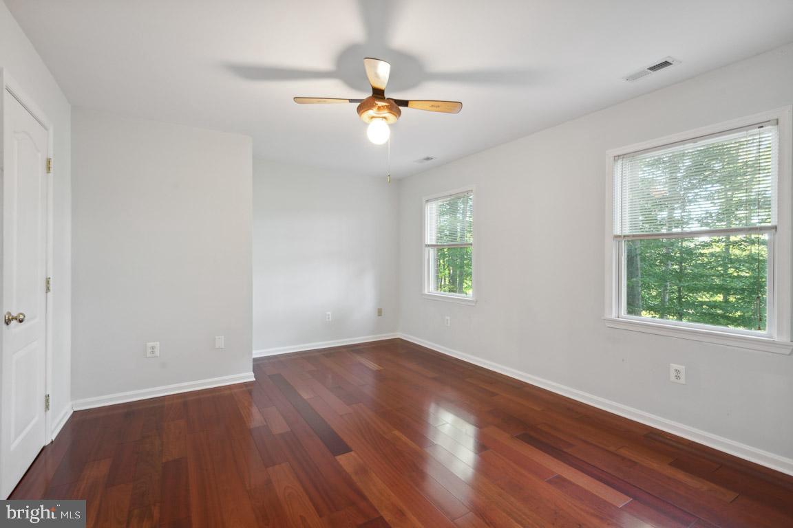 GREEN MEADOWS - Residential