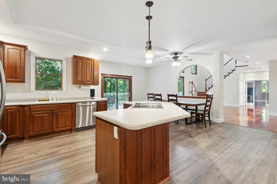 GREEN MEADOWS - Residential