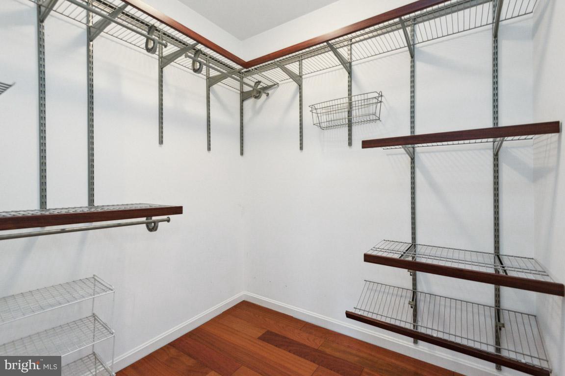 GREEN MEADOWS - Residential