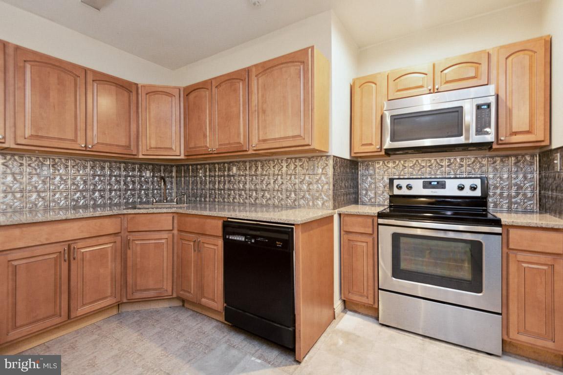 GREEN MEADOWS - Residential