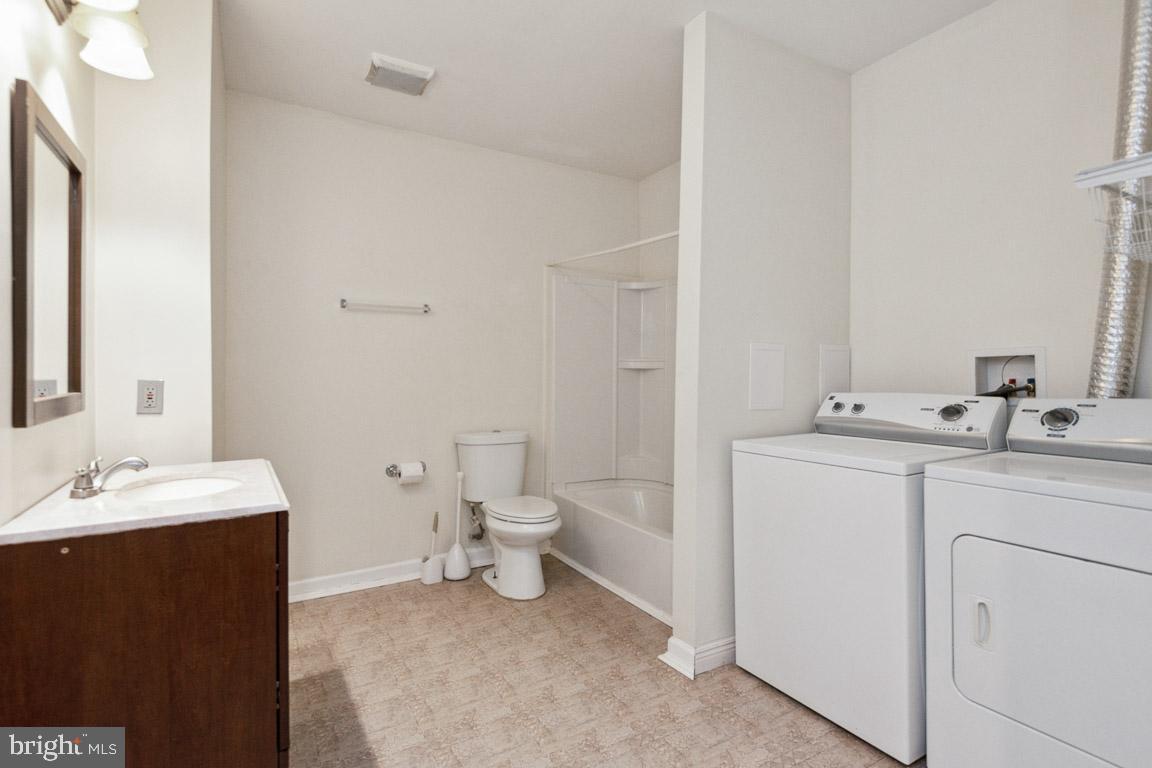 GREEN MEADOWS - Residential