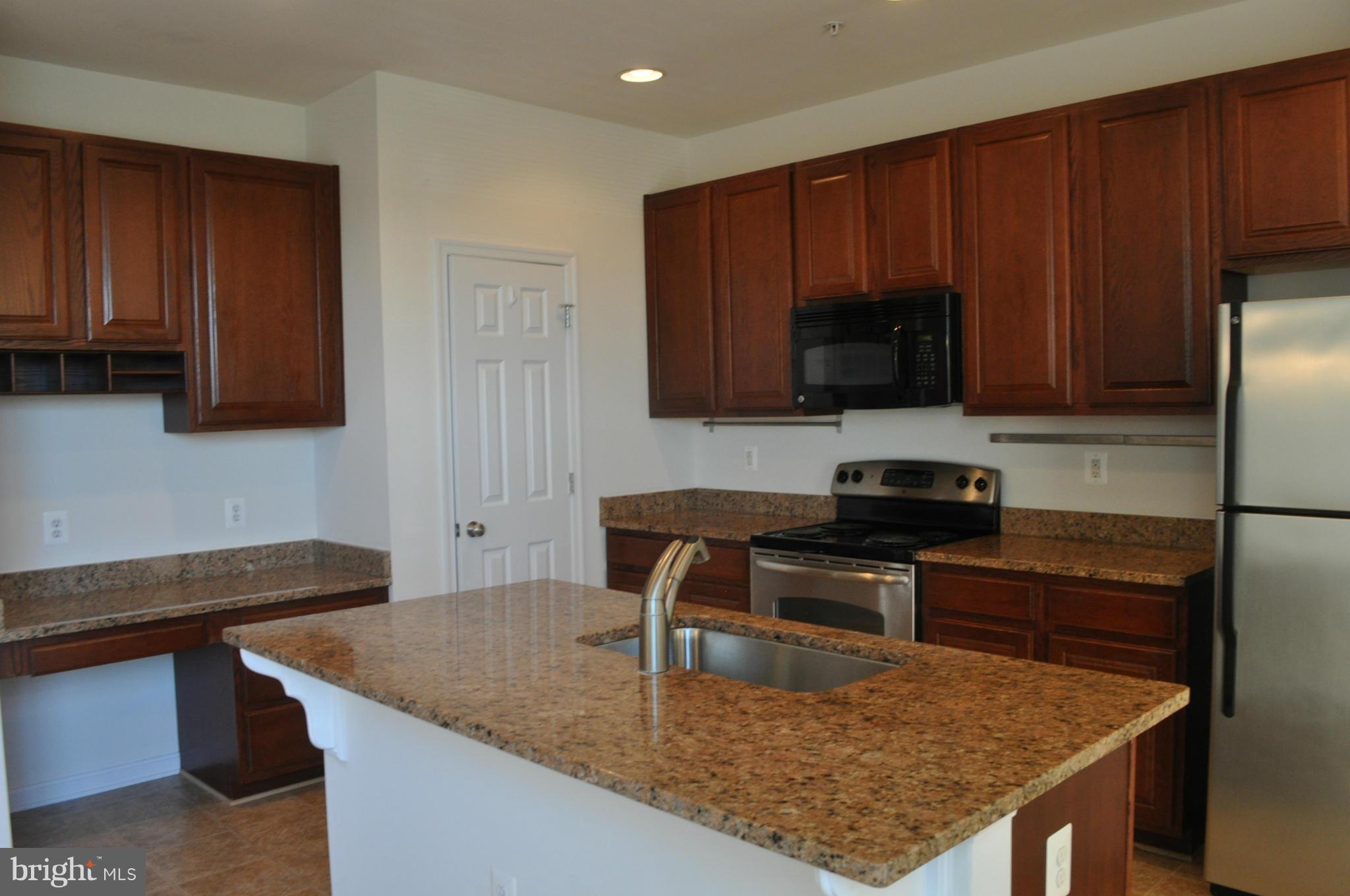 WHISPERING WOODS - Residential Lease