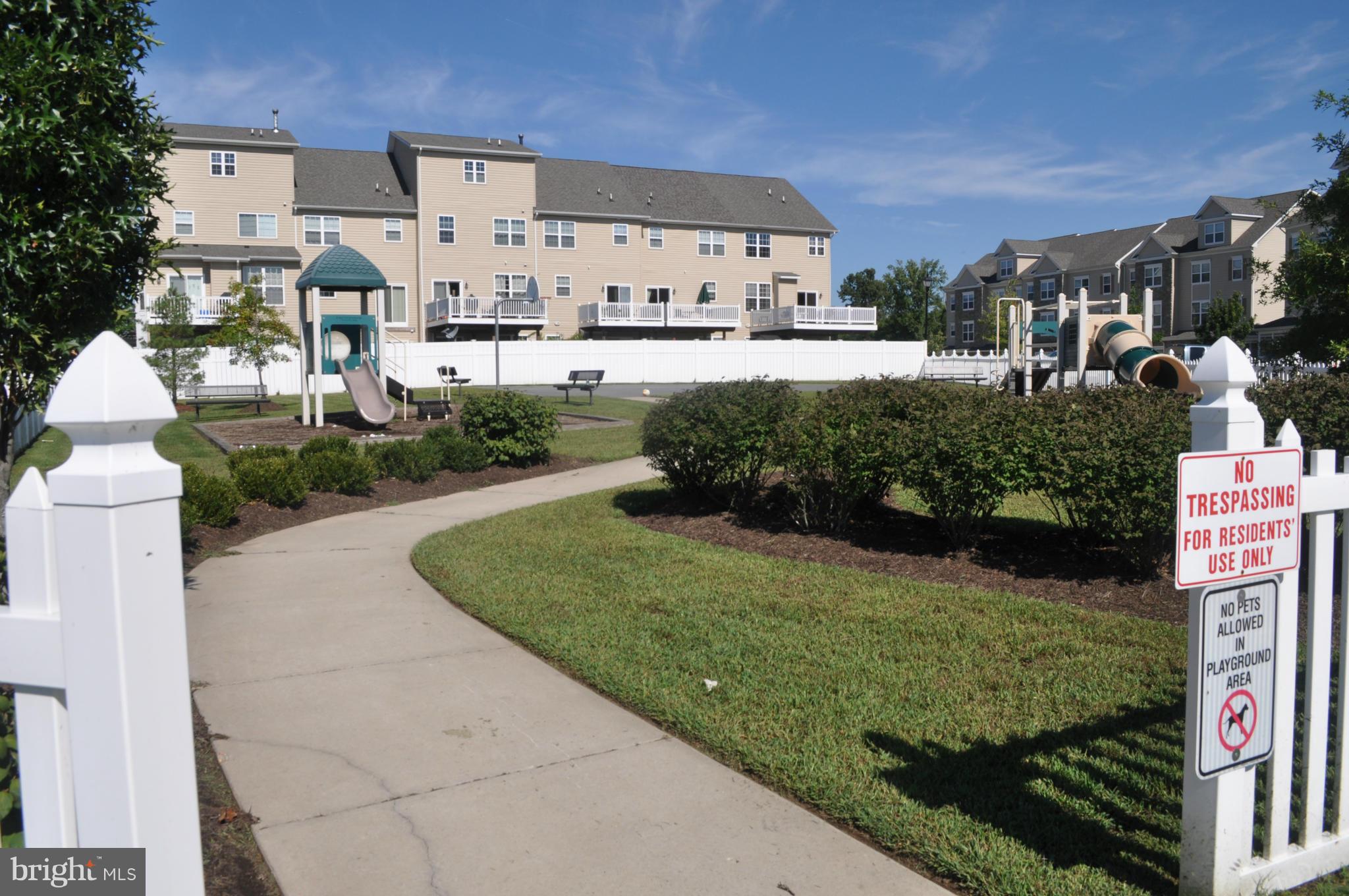 WHISPERING WOODS - Residential Lease