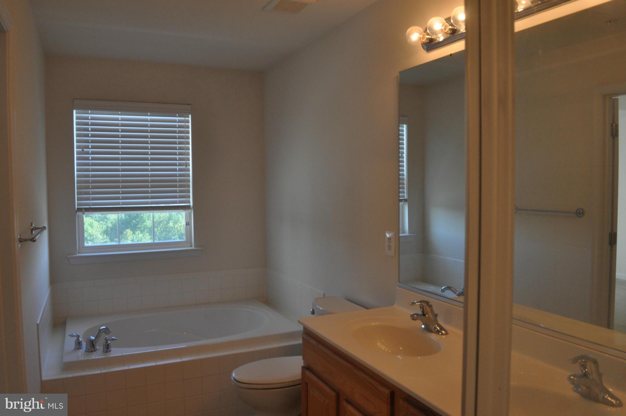 WHISPERING WOODS - Residential Lease