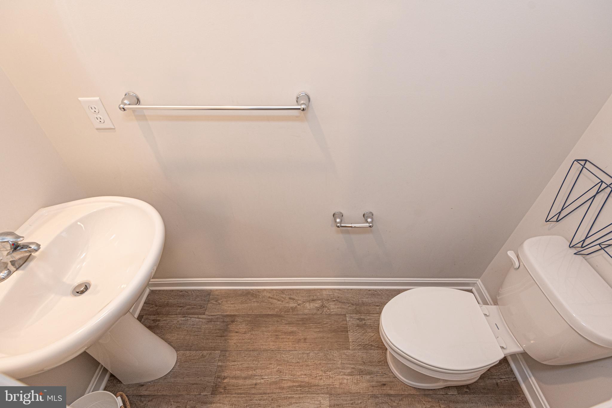 ROWENS MILL - Residential