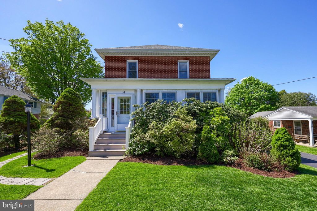 Photo of 34 E Main Street, Landisville, PA 17538 (MLS # PALA2050182)