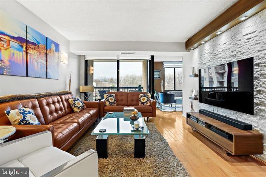 Absolutely gorgeous bright and modern updated 2 bedroom condo located inside the Capital Beltway! Upgraded Appliances throughout, all new Dimmable LED Lighting, Electric Window Blinds, California Closets throughout, Bathroom upgraded, Kitchen upgraded. Four new professionally wall-mounted Samsung and LG TVs convey for use during rental period as well as entertainment center and large framed mirror in dining room. Fantastic location just 5 miles to Washington DC, 6 miles to Old Town Alexandria, 9 miles to Tysons Corner and walking distance to downtown Shirlington with a wide variety of great restaurants and entertainment. Fantastic property amenities include: 24/7 Front Desk Concierge, Pool, Grills, extra-large Fitness Center, Party room, lighted Pickle Ball and Tennis courts, Media Room, Game Room, Social Room, and W&OD walking/cycling trail just out front along South Four Mile Run Drive. Pets considered.  For 2 year lease, 2nd year rate at $2600.