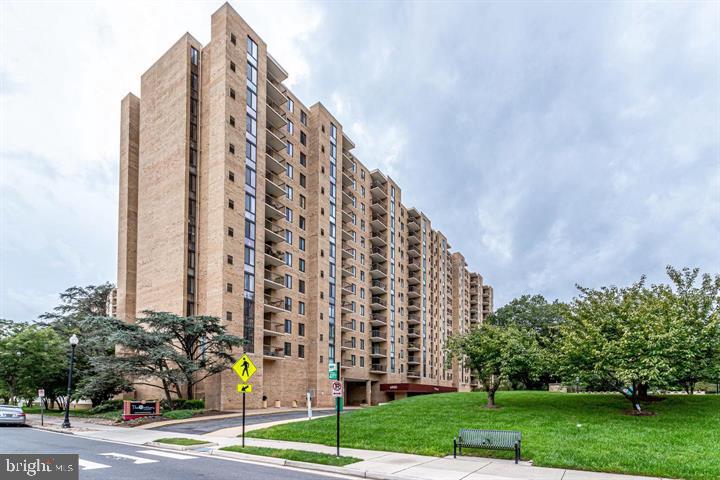 THE BRITTANY - Residential Lease