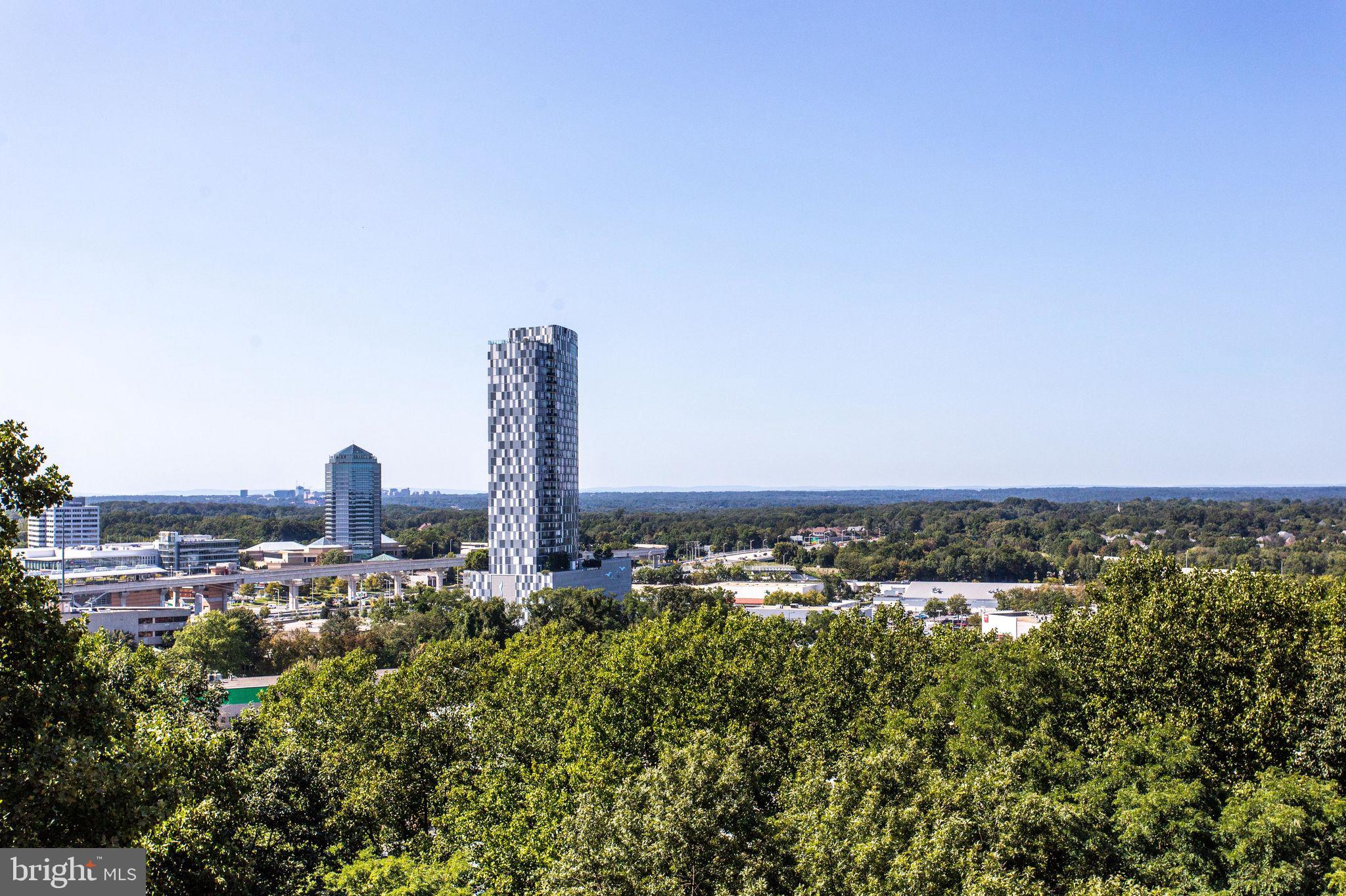 ROTONDA - Residential Lease