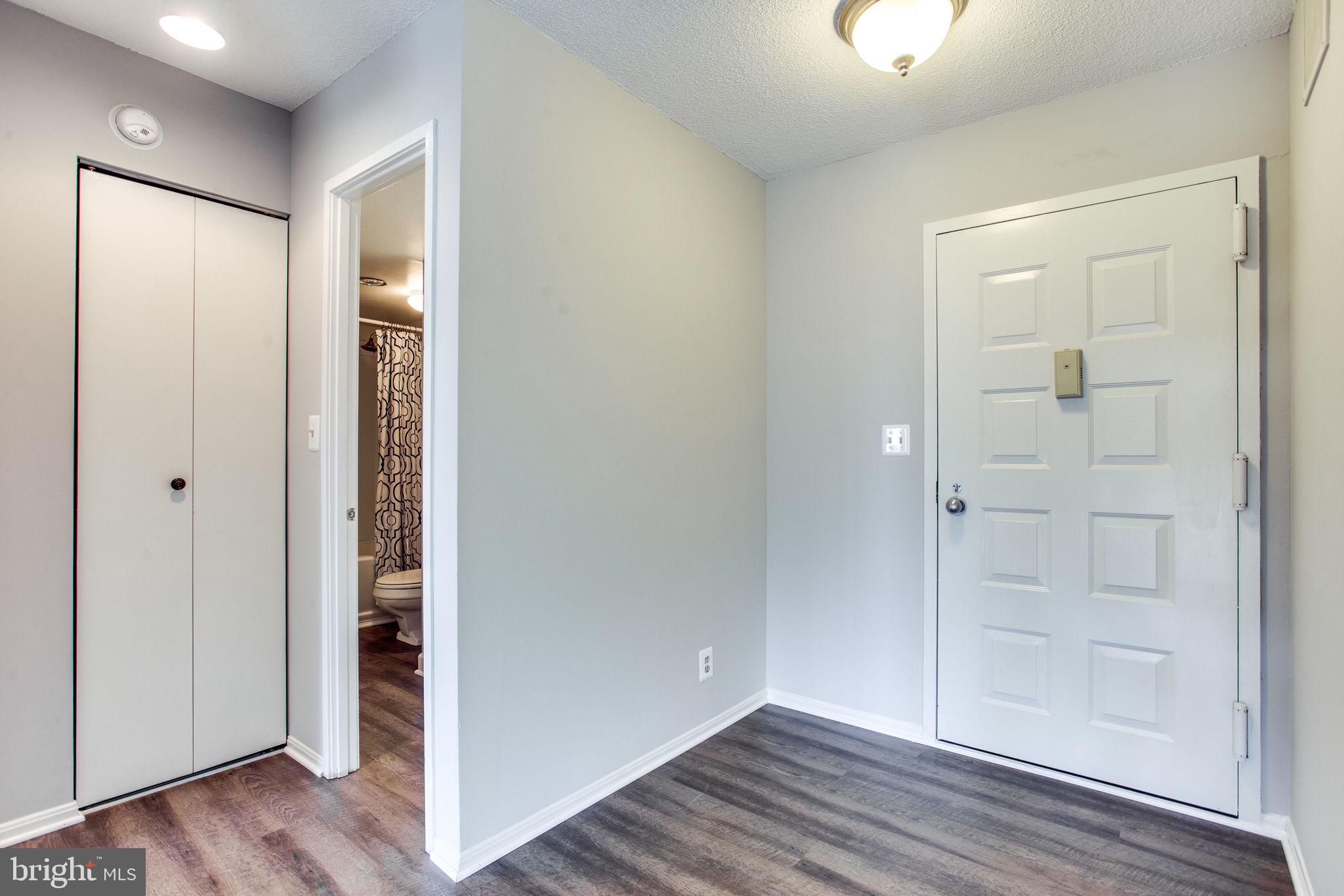 ROTONDA - Residential Lease