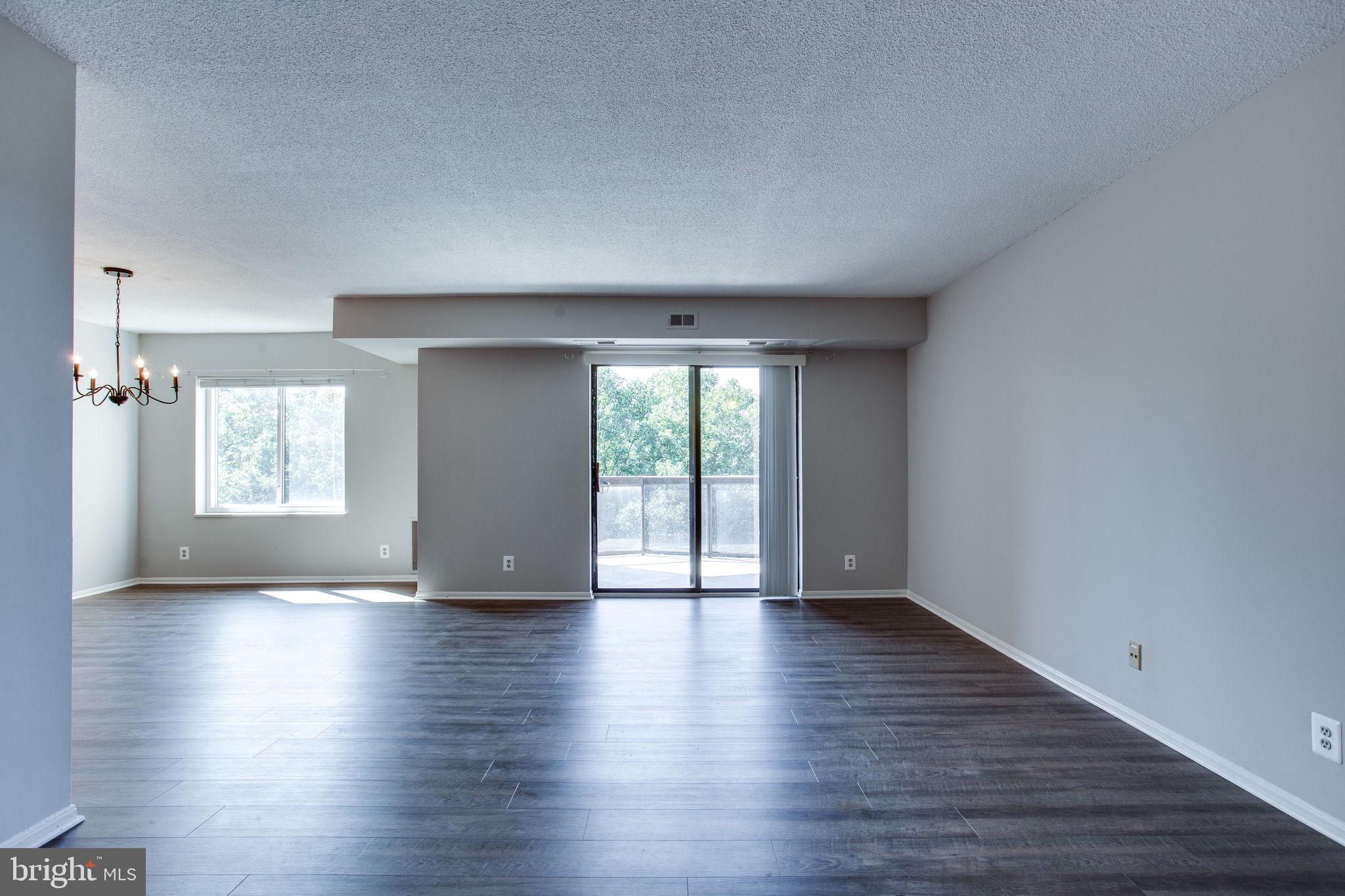 ROTONDA - Residential Lease