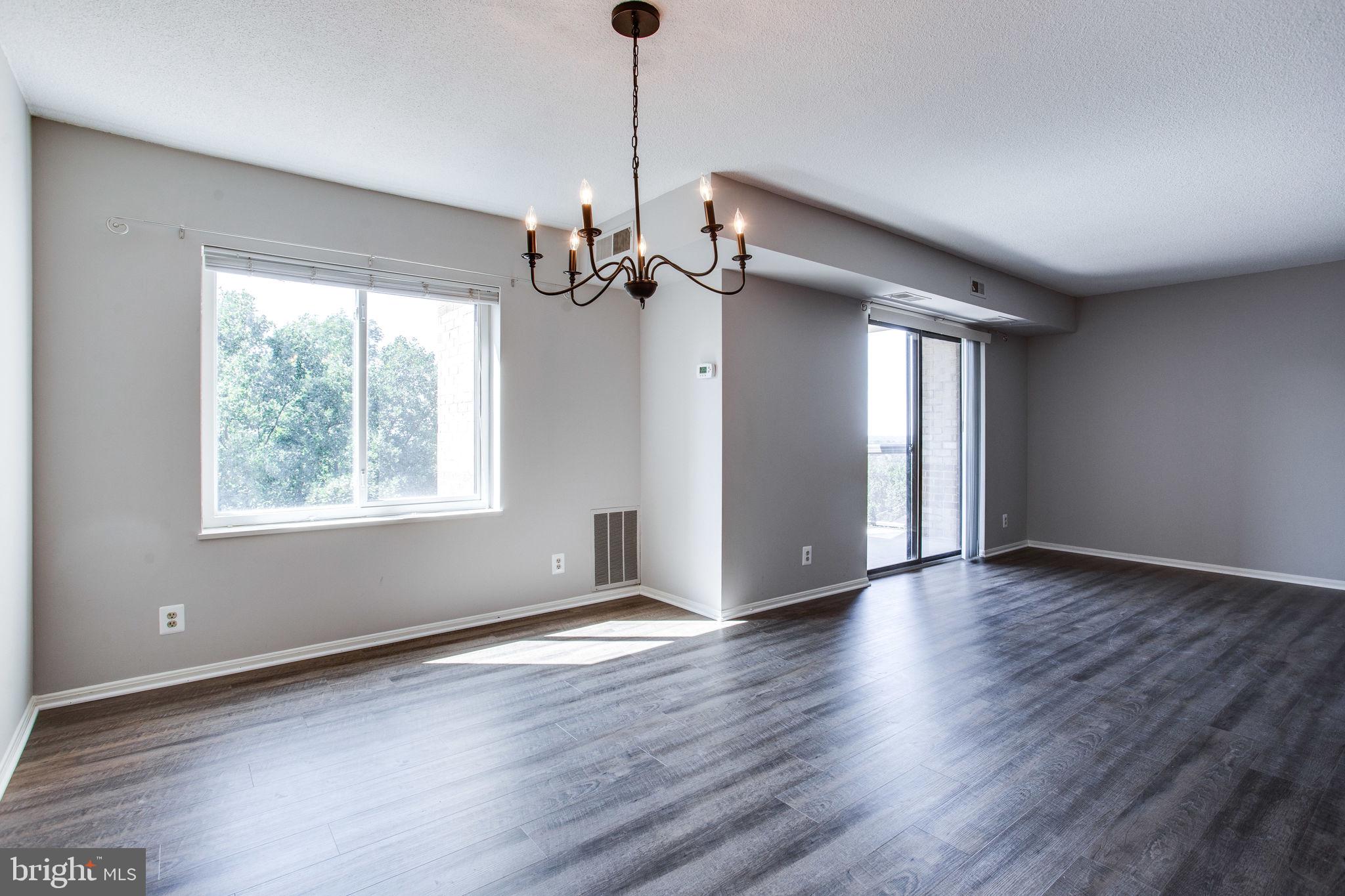 ROTONDA - Residential Lease