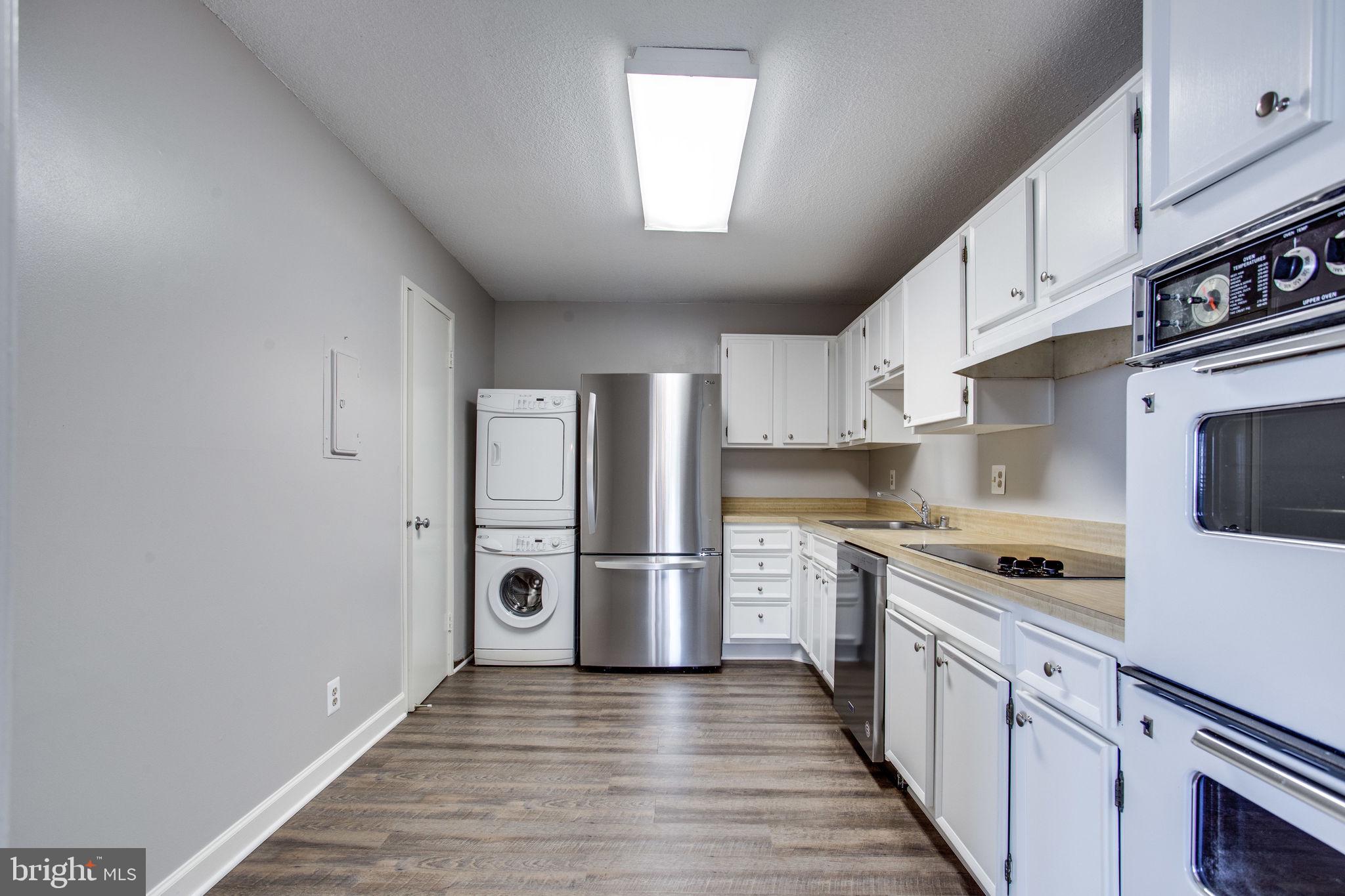 ROTONDA - Residential Lease