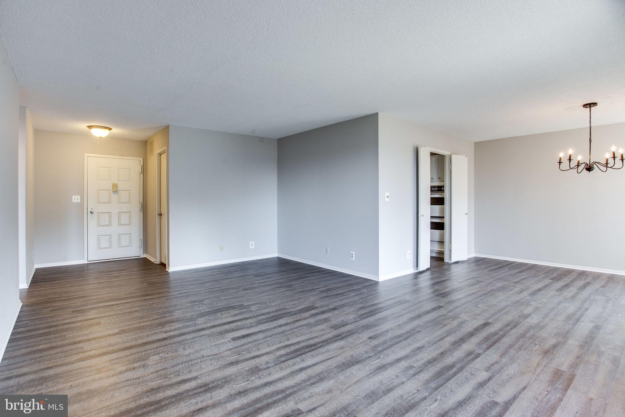 ROTONDA - Residential Lease