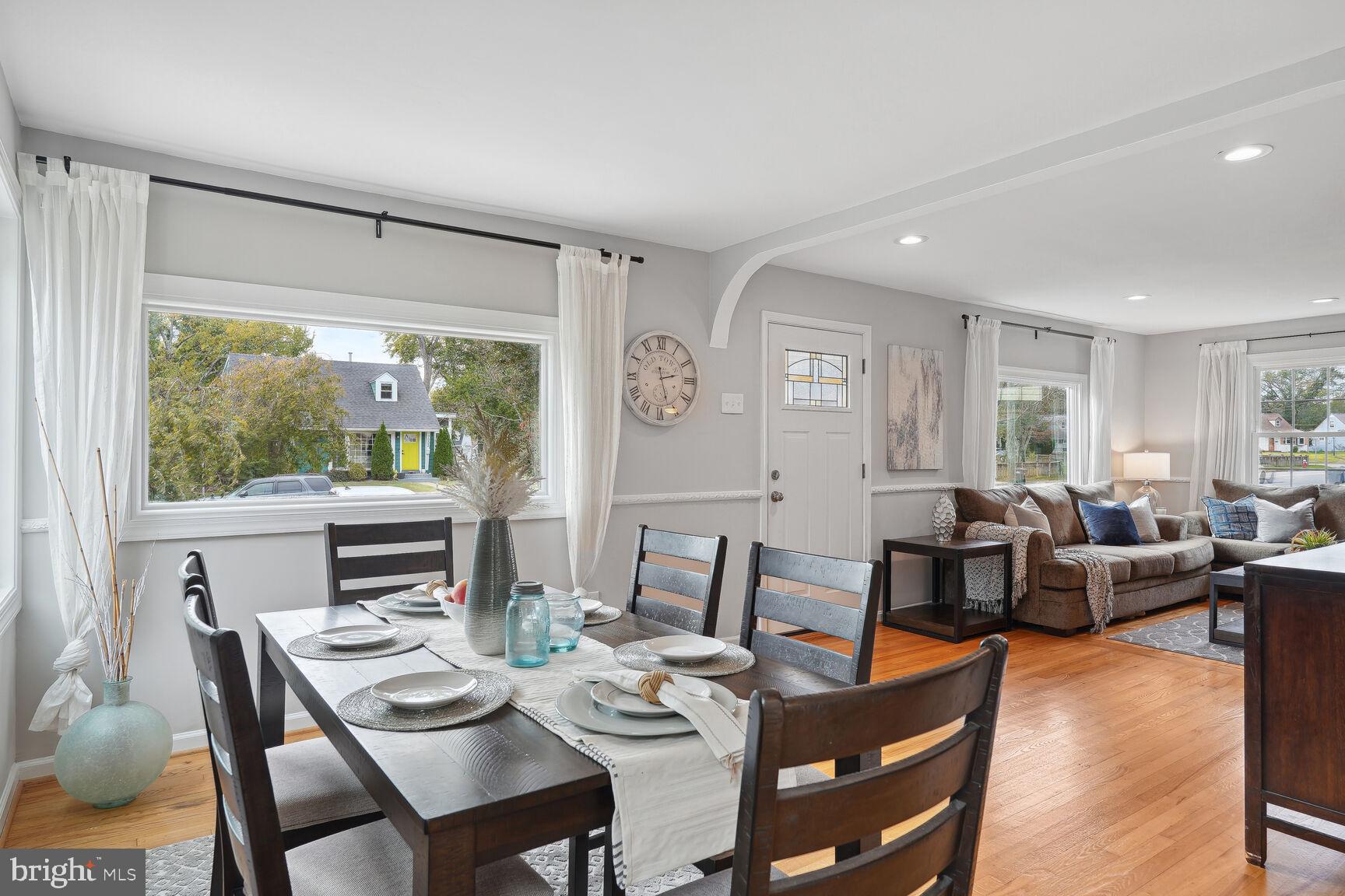 BUCKNELL MANOR - Residential