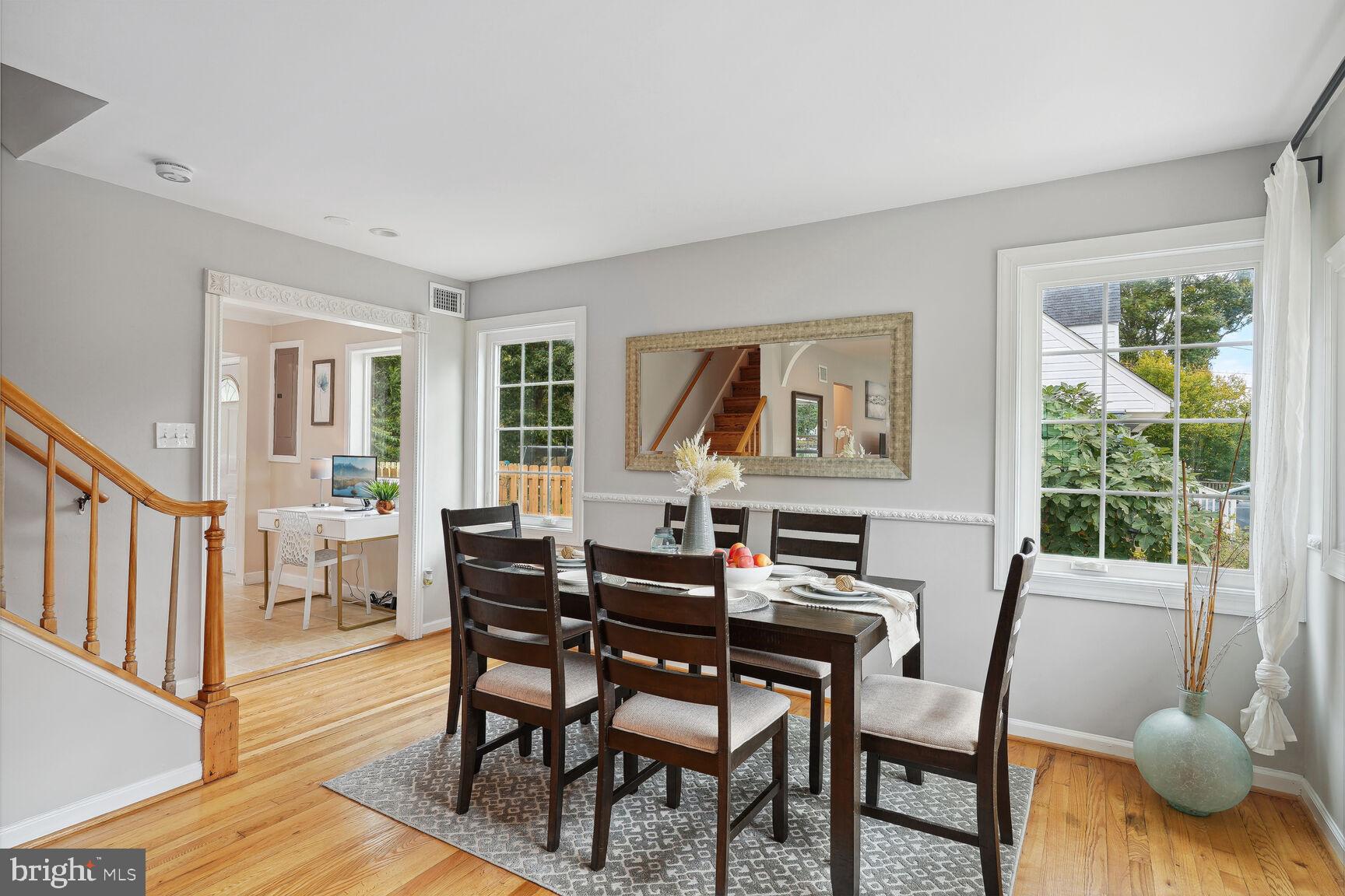 BUCKNELL MANOR - Residential