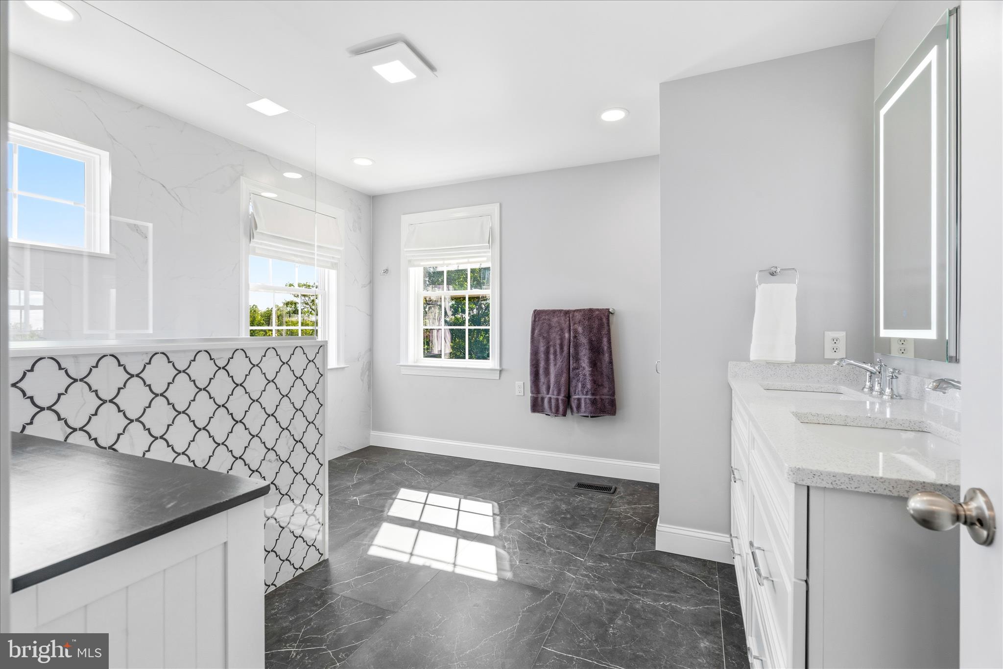 RIDGEVIEW II - Residential