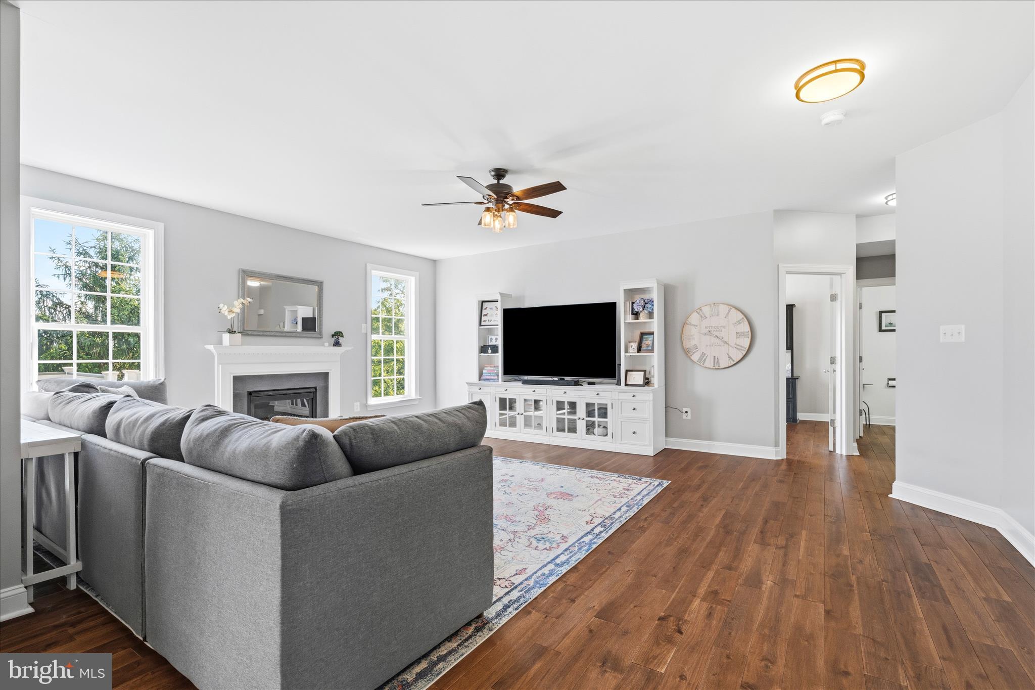 RIDGEVIEW II - Residential