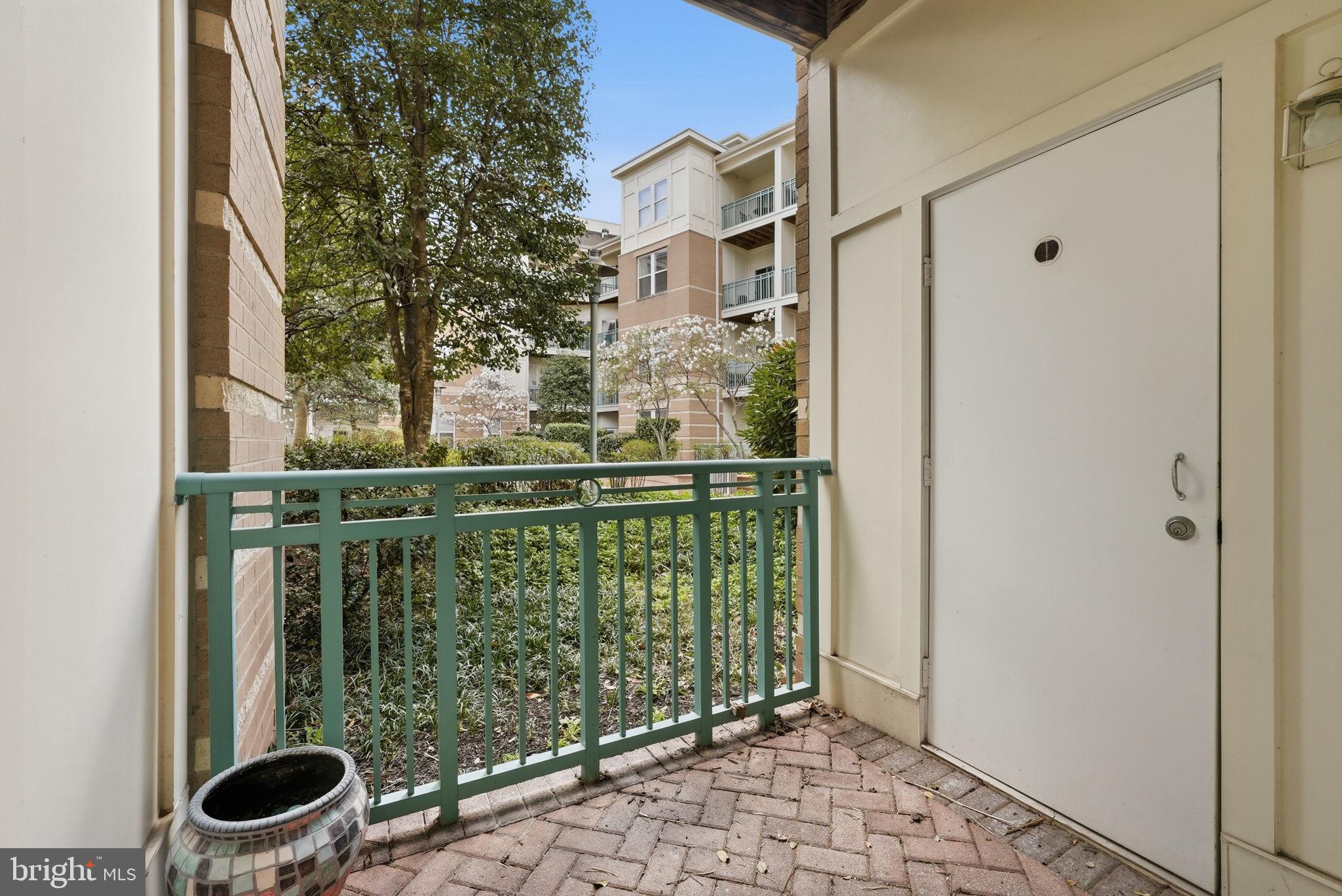 MARKET STREET AT TOWN CENTER - Residential