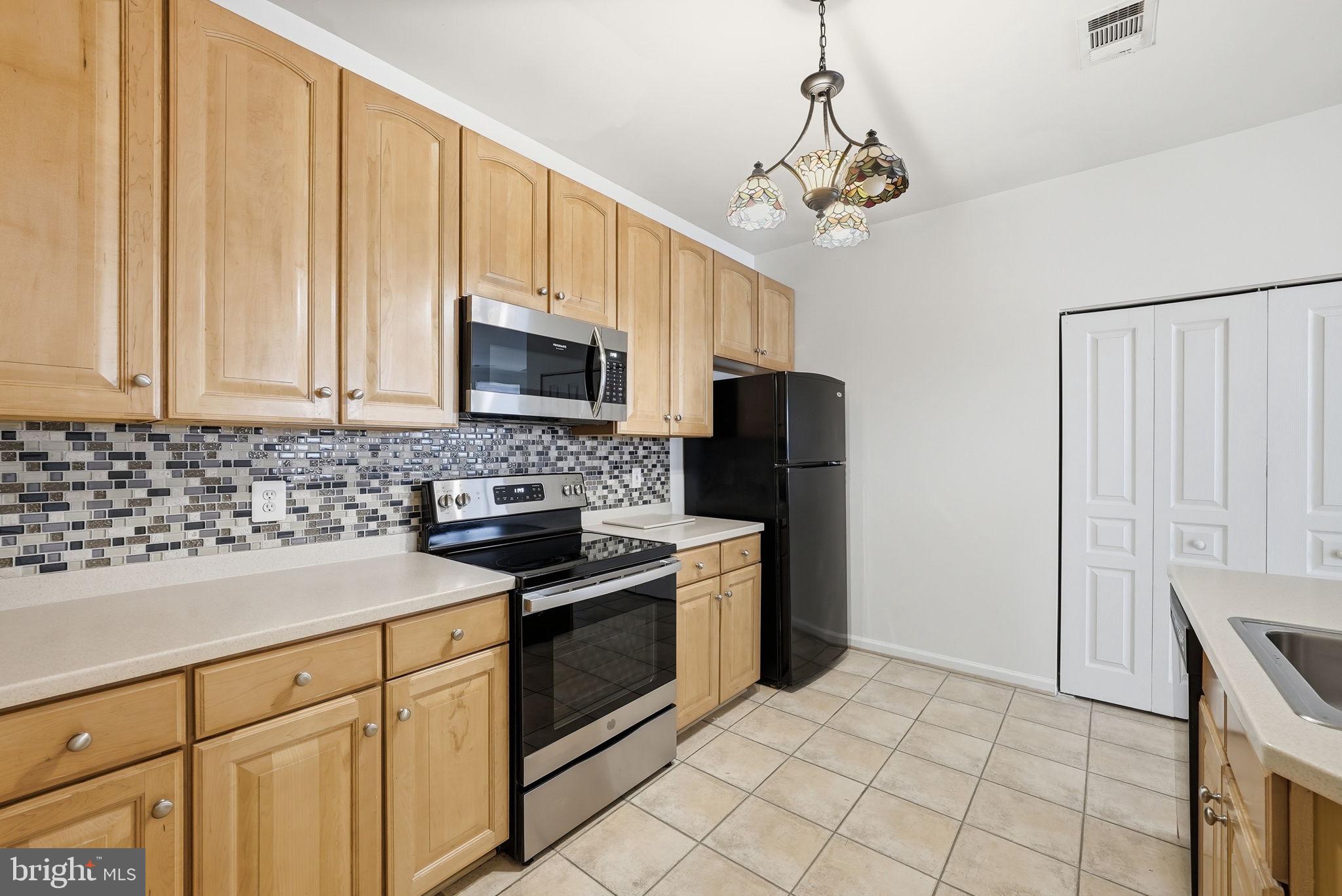 MARKET STREET AT TOWN CENTER - Residential