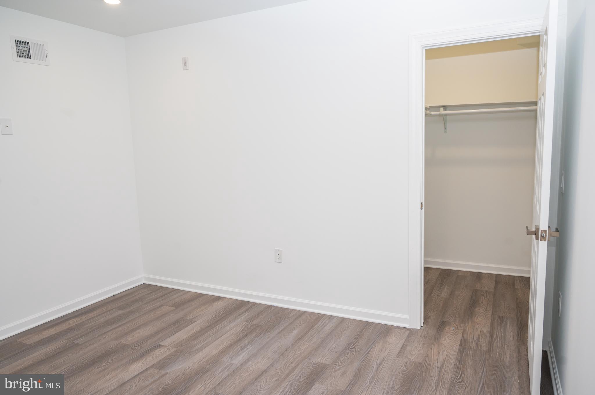 NORRIS SQUARE - Residential Lease