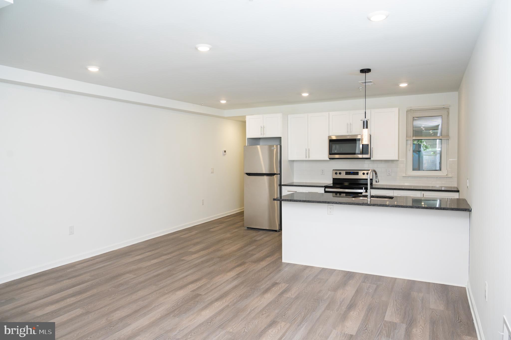 NORRIS SQUARE - Residential Lease