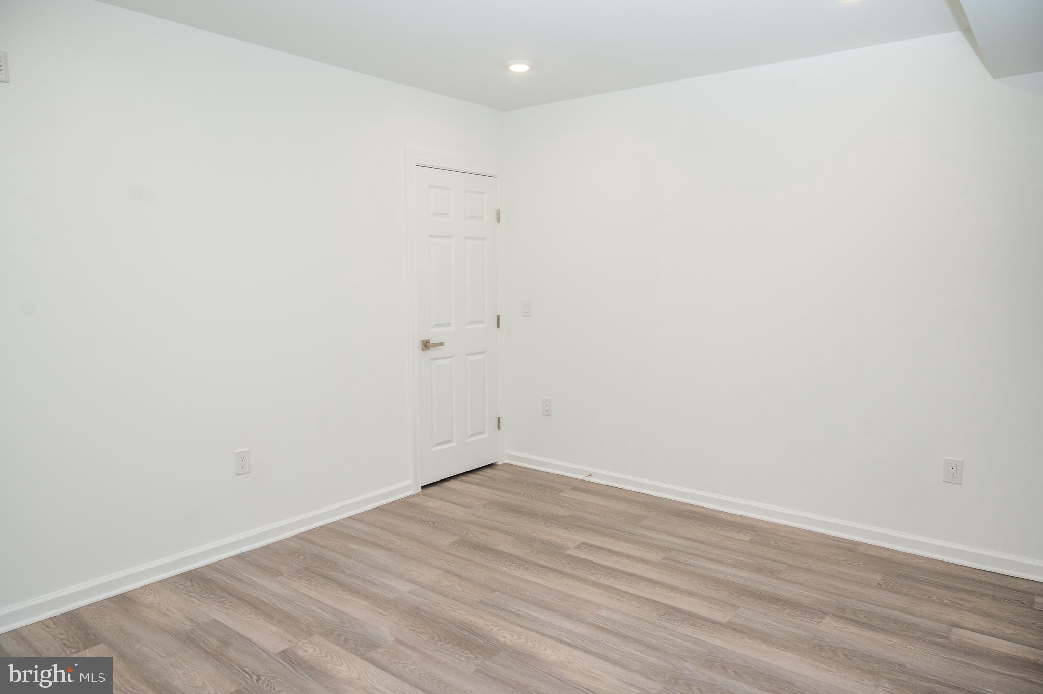 NORRIS SQUARE - Residential Lease