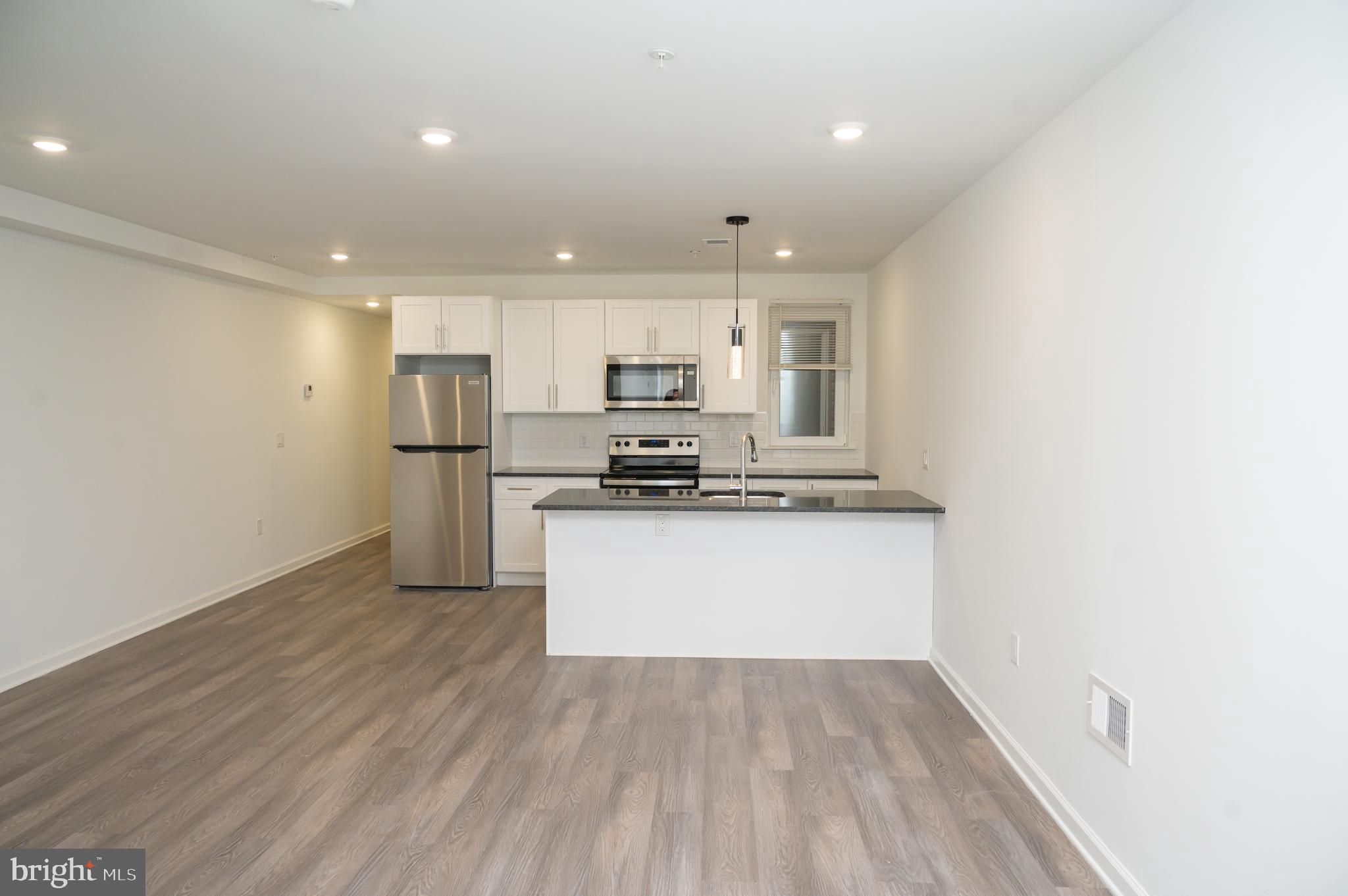 NORRIS SQUARE - Residential Lease