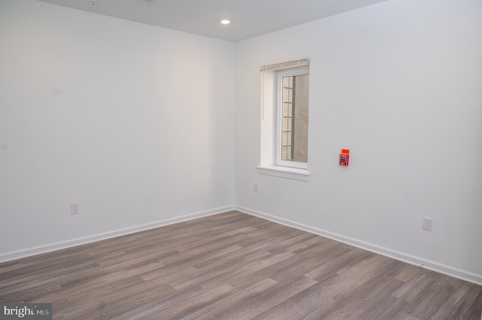 NORRIS SQUARE - Residential Lease