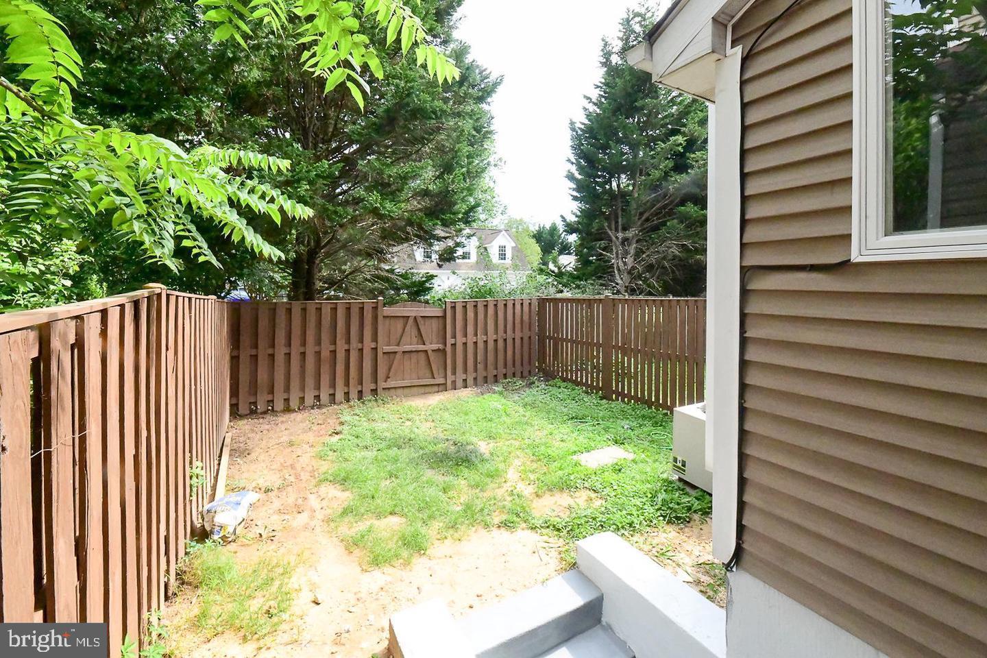 GREENVIEW WEST - Residential Lease