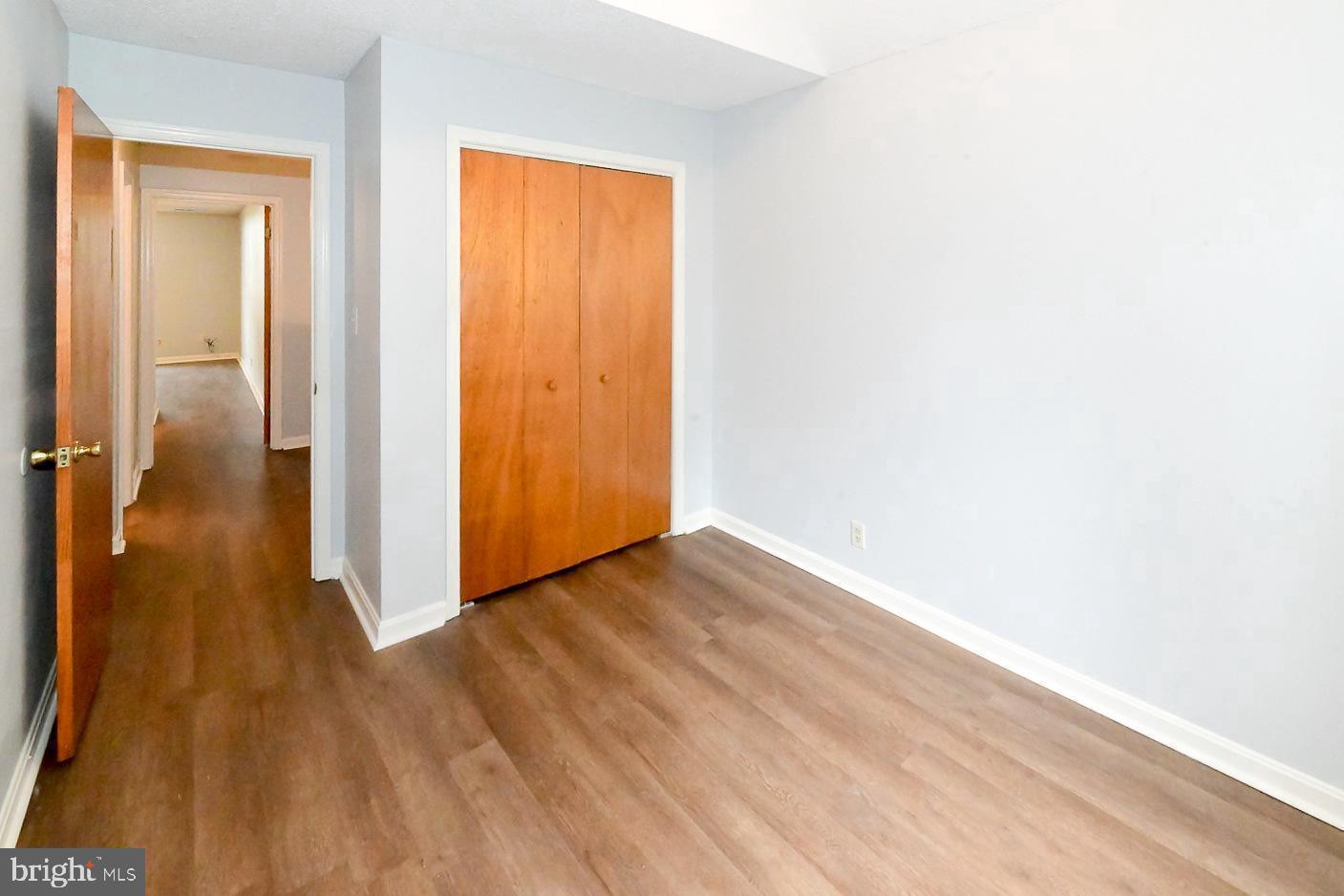 GREENVIEW WEST - Residential Lease