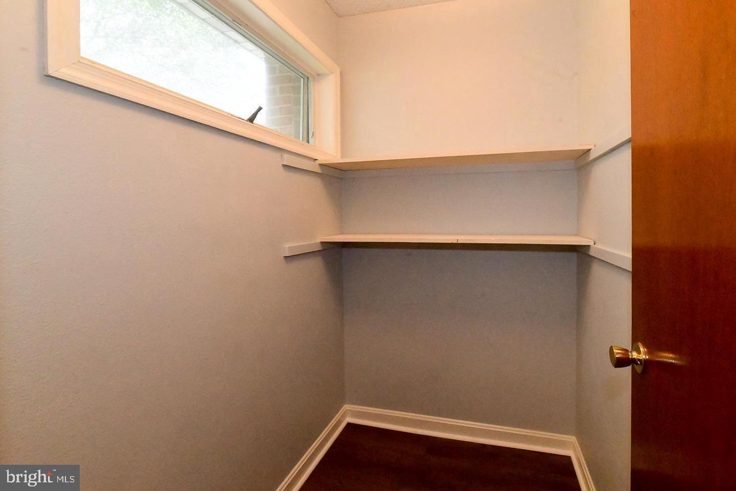 GREENVIEW WEST - Residential Lease