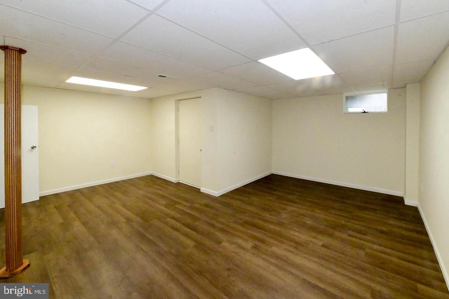 GREENVIEW WEST - Residential Lease