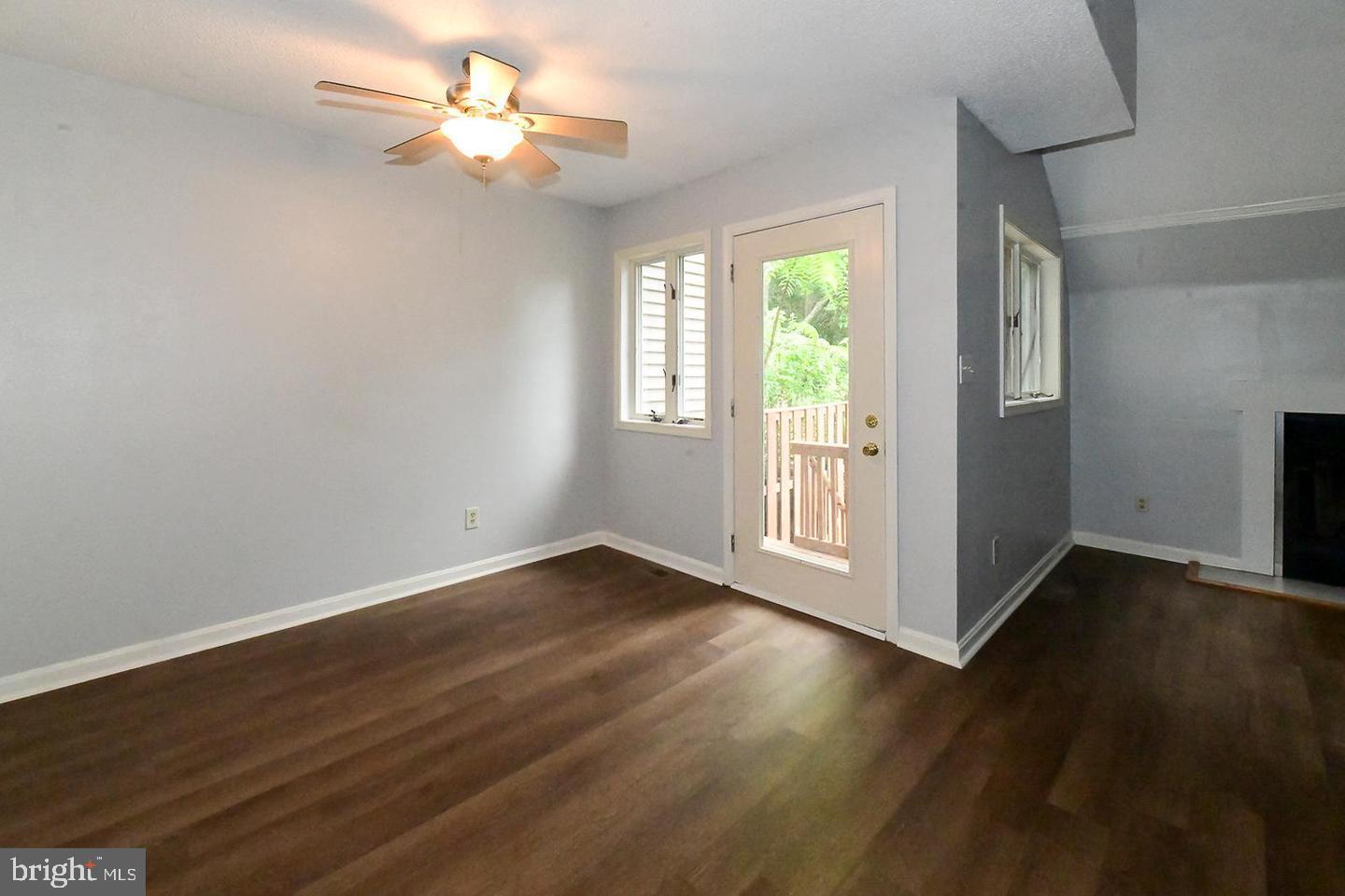 GREENVIEW WEST - Residential Lease