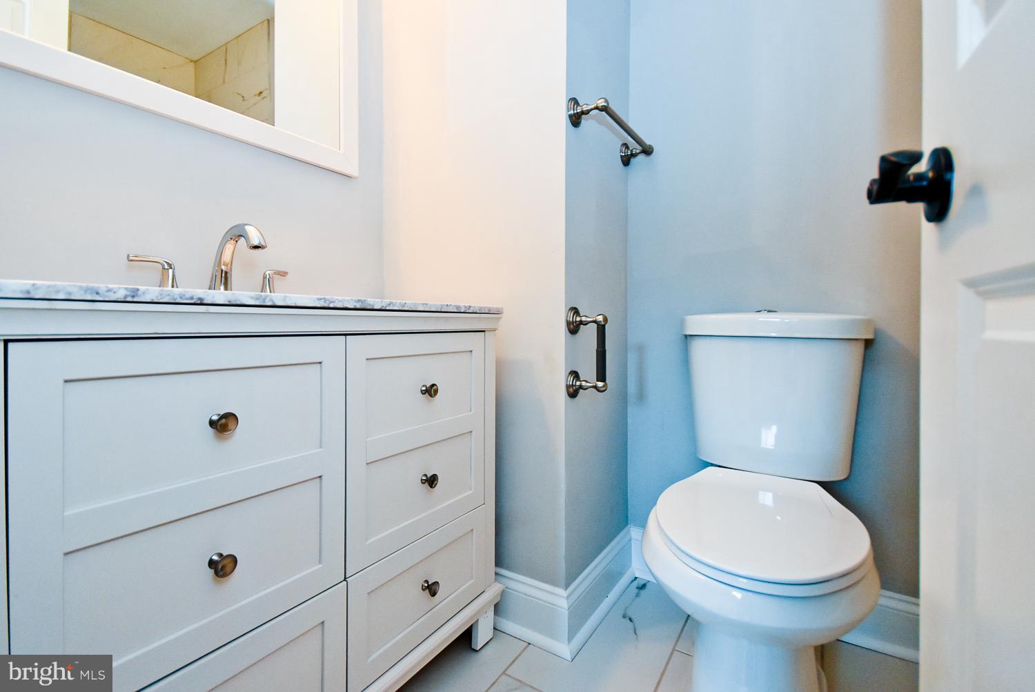 ROYALE GARDENS - Residential