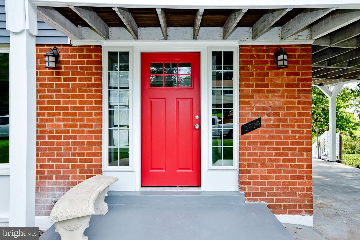 ROYALE GARDENS - Residential