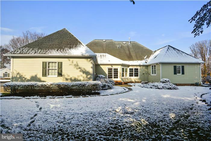 EASTON - Residential