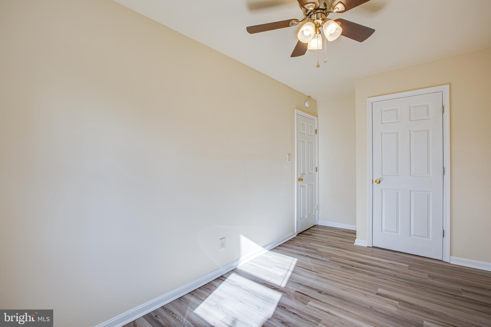 OLDE GREENWICH - Residential Lease