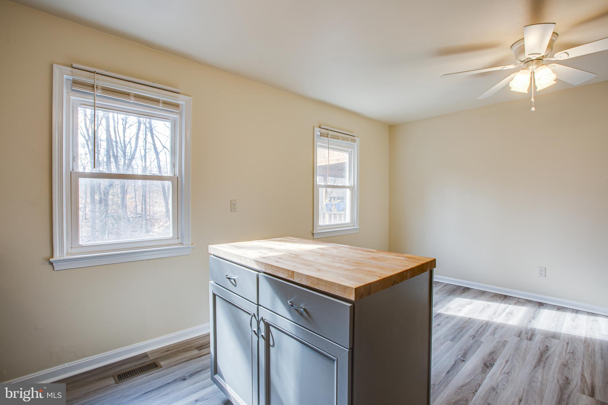 OLDE GREENWICH - Residential Lease