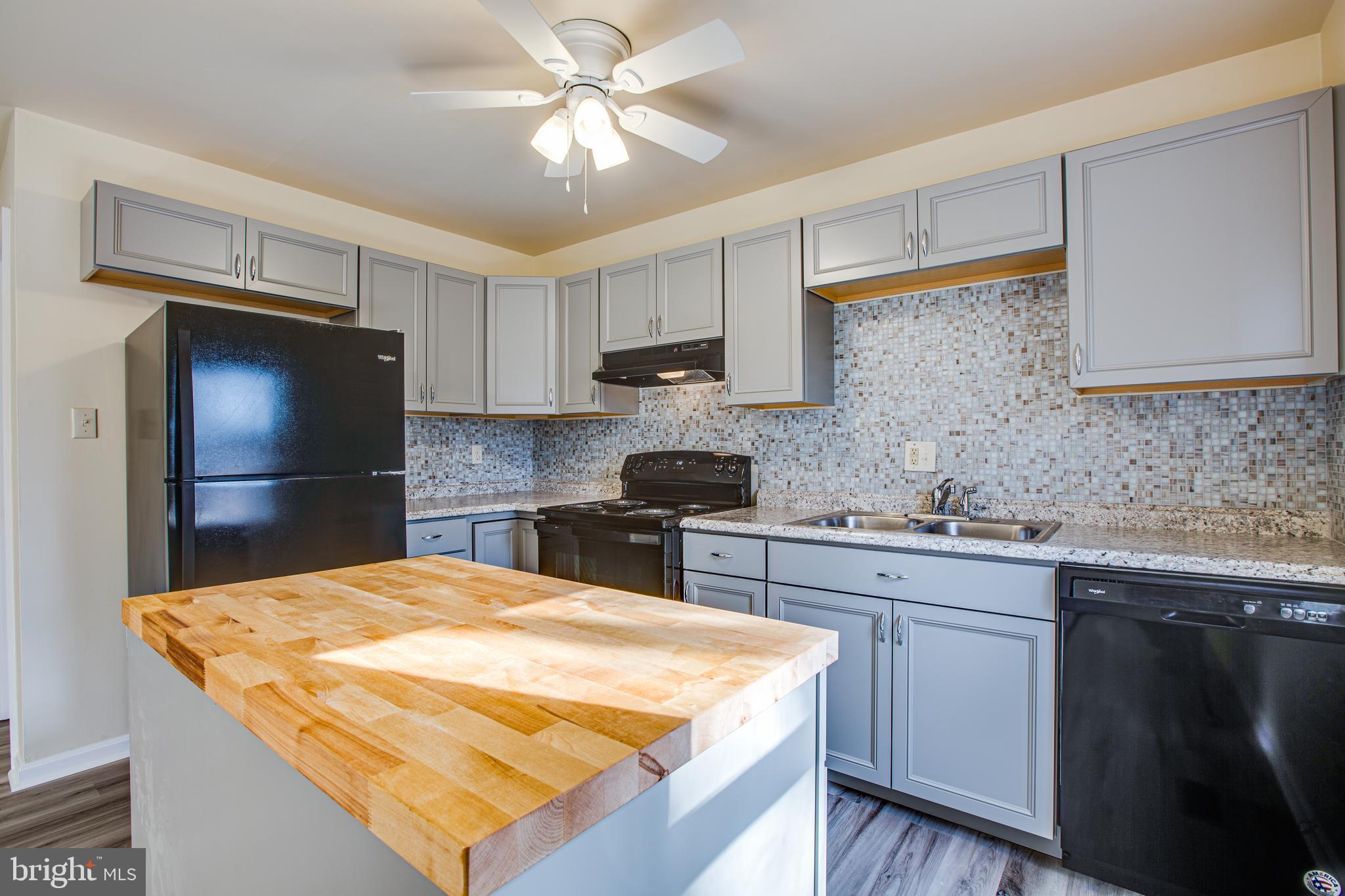 OLDE GREENWICH - Residential Lease