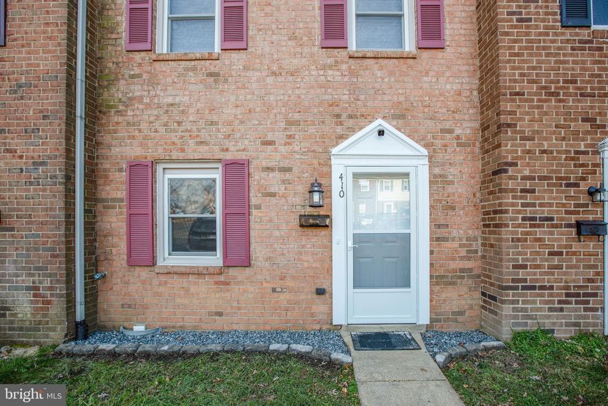 AMAZING renovated rental opportunity here! 3 Full levels with ample rear yard space. 2 assigned parking spots right out front with several guest spots nearby as well.  Bright and spacious with every room having updates will have you enjoying coming home each day or thankful for your lovely new home office. Great location within a mile to downtown Fredericksburg and Four Mile Fork or just a quick zip up to rt 3 Central Park and interstate access.  The owner is not currently accepting housing vouchers. $30 application fee. No pets or smoking.  Schedule your tour today, this will go quickly! Applicant minimum requirements: 600+ credit score, 3x rental amount in gross monthly income.