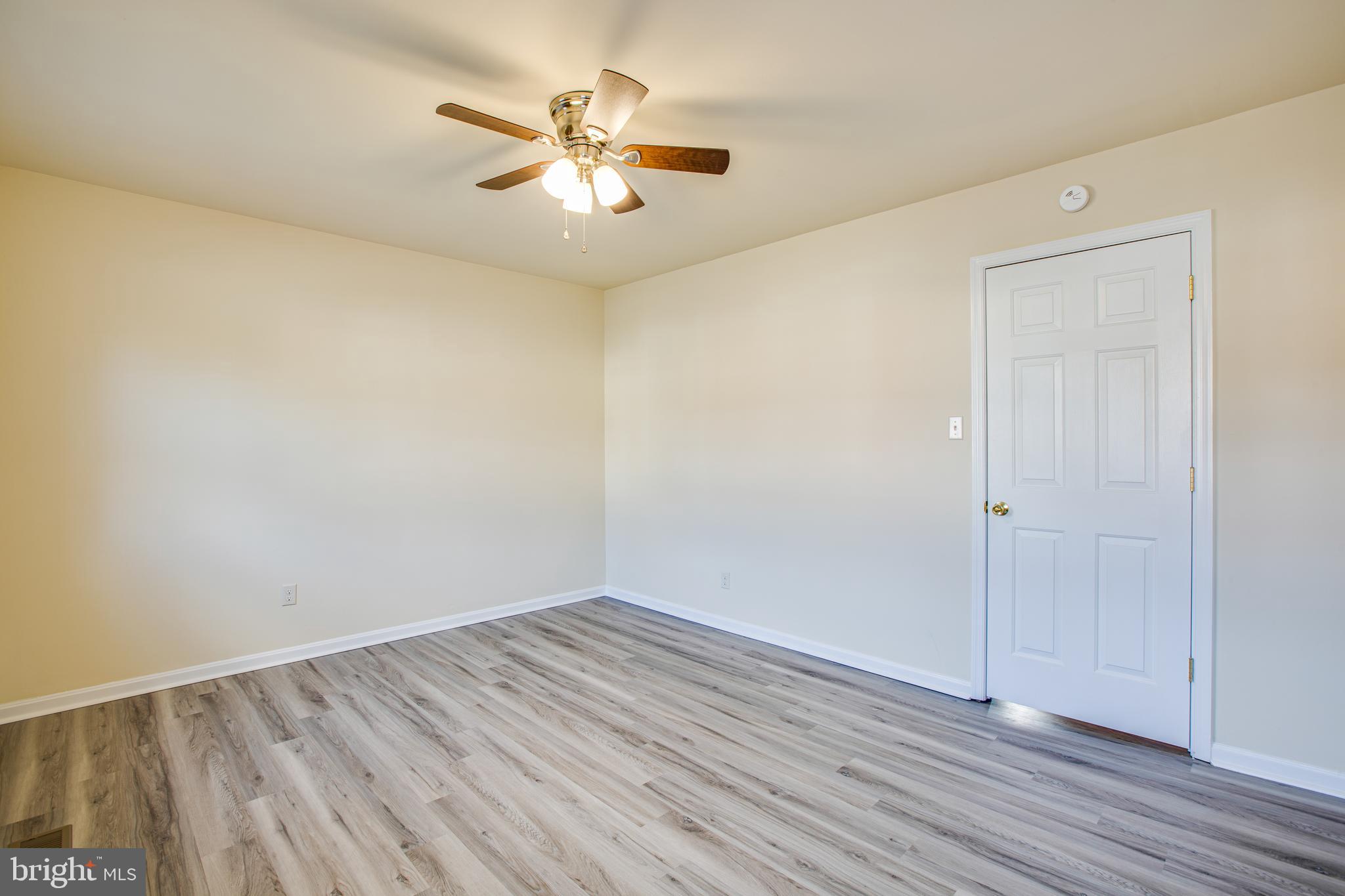 OLDE GREENWICH - Residential Lease