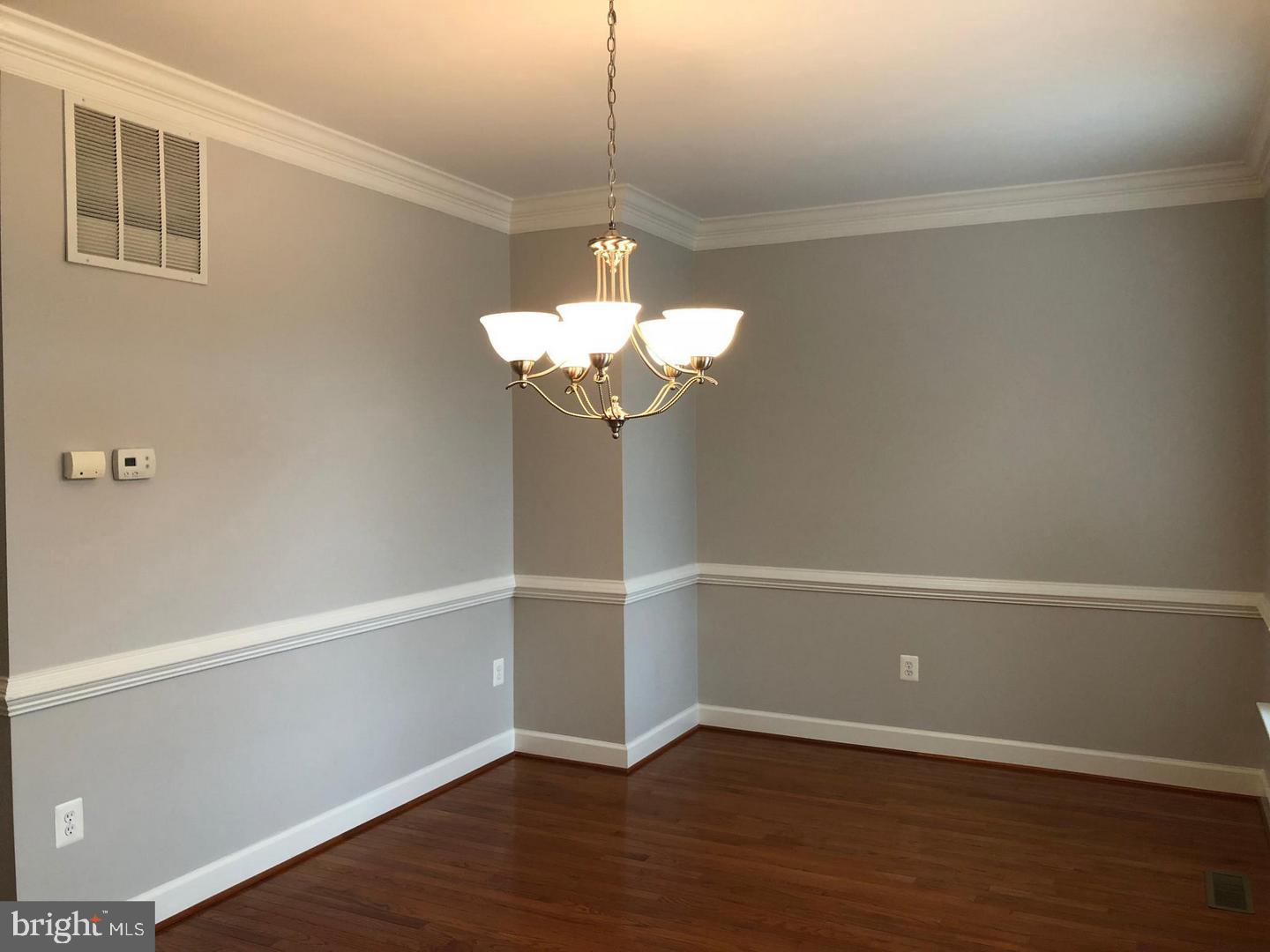 SHIRLINGTON CREST - Residential Lease