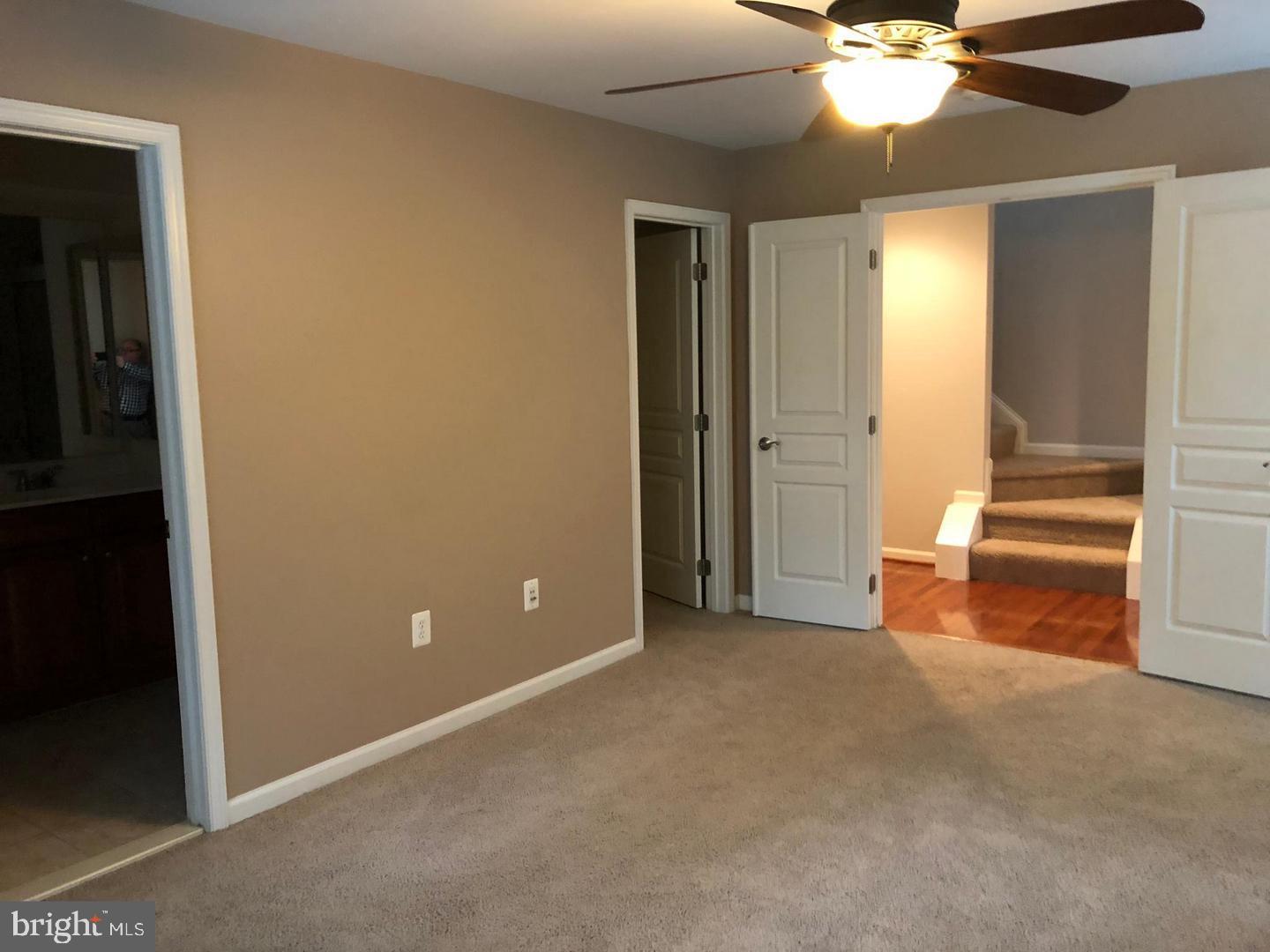 SHIRLINGTON CREST - Residential Lease